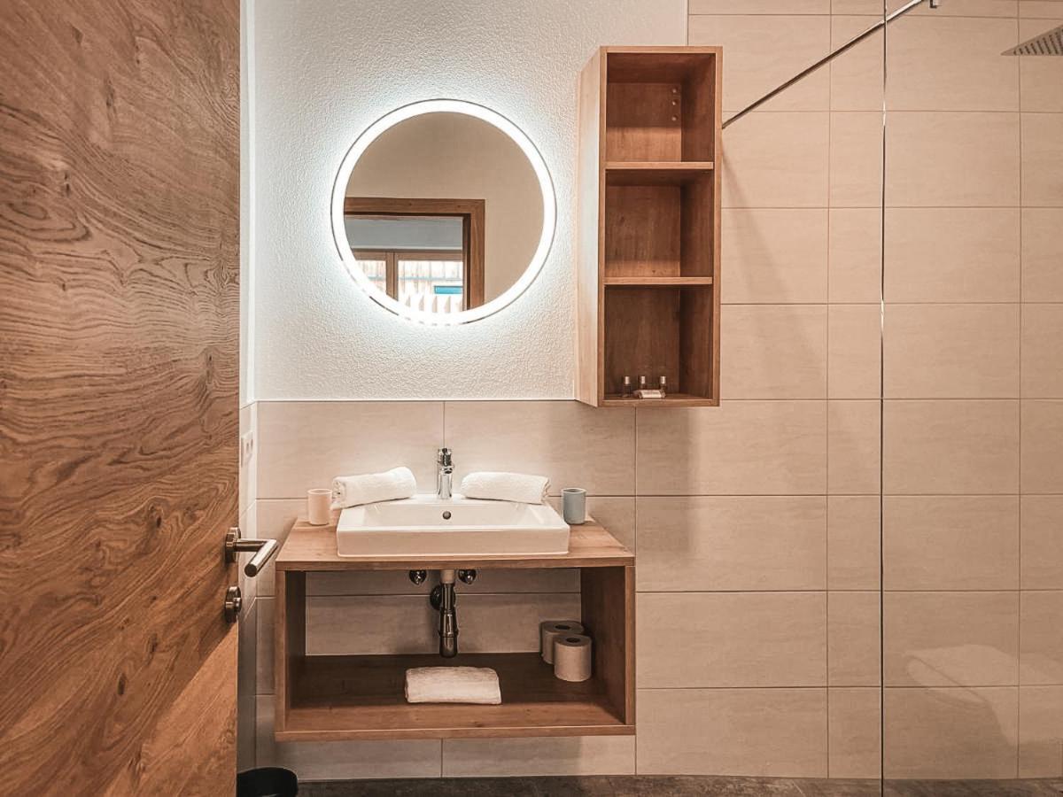 Isanora - Garden & Private Whirlpool By Alpenluxus Appartements Fügen Zewnętrze zdjęcie